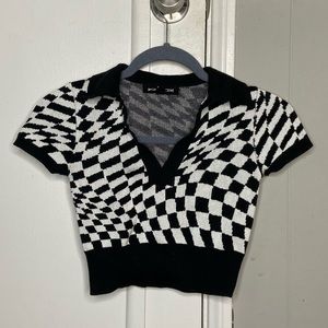 Squared pattern crop top